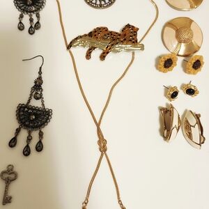 Gold, Yellow And Silver Jewelry Lot - Vintage-Modern